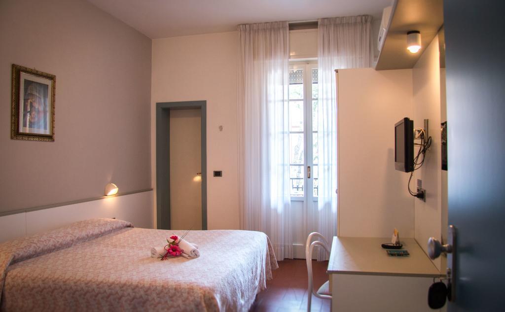 צ'סנטיקו B&B Hotel Souvenir חדר תמונה
