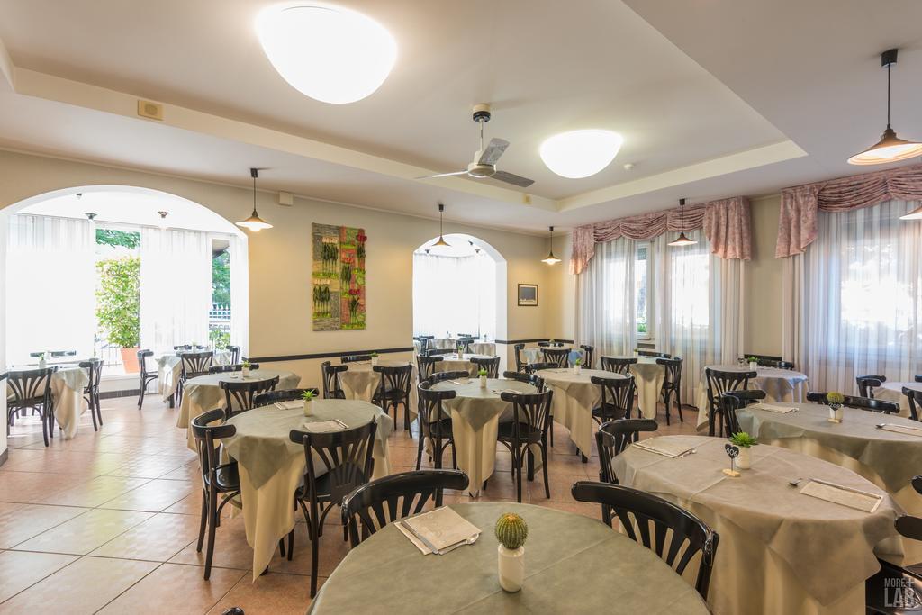 צ'סנטיקו B&B Hotel Souvenir מראה חיצוני תמונה